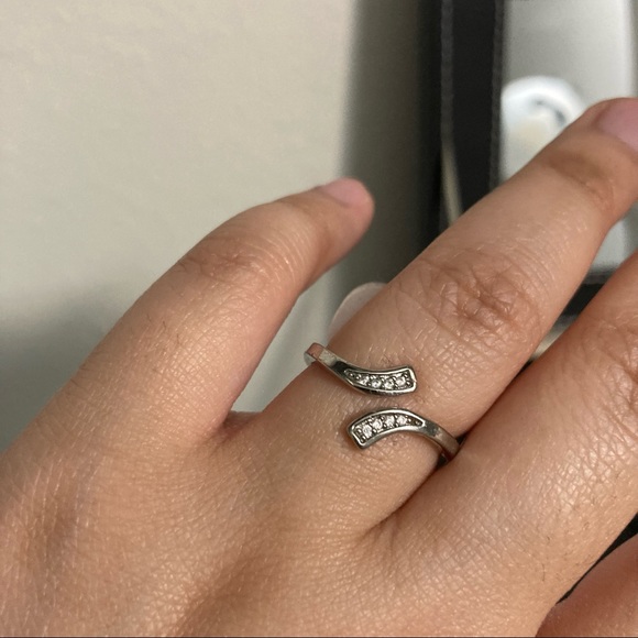 Unique Design Ring.925 - Picture 6 of 8